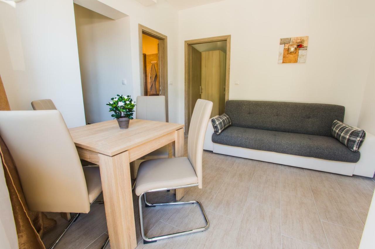 Putnik Apartment